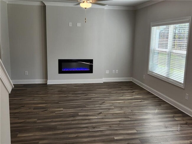 Building Photo - 3370 Westgate Park Dr