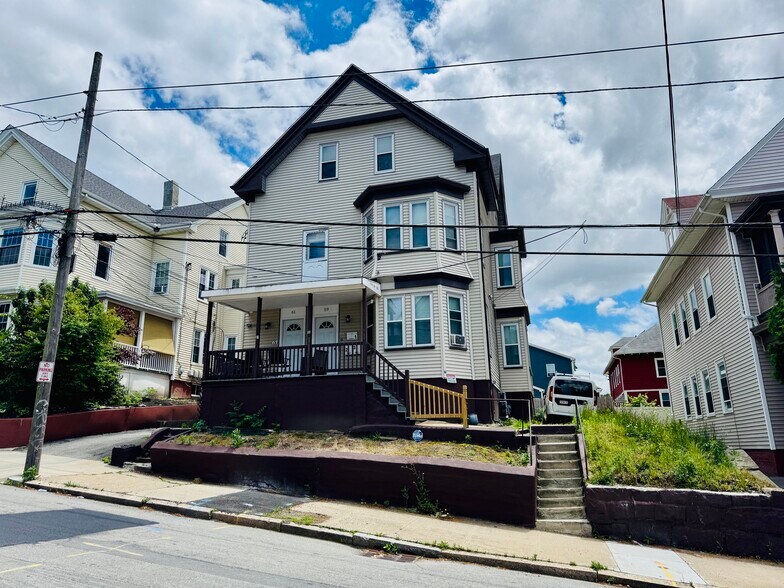 Building Photo - 61 Cypress St
