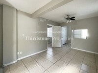 Building Photo - 316 E 19th St