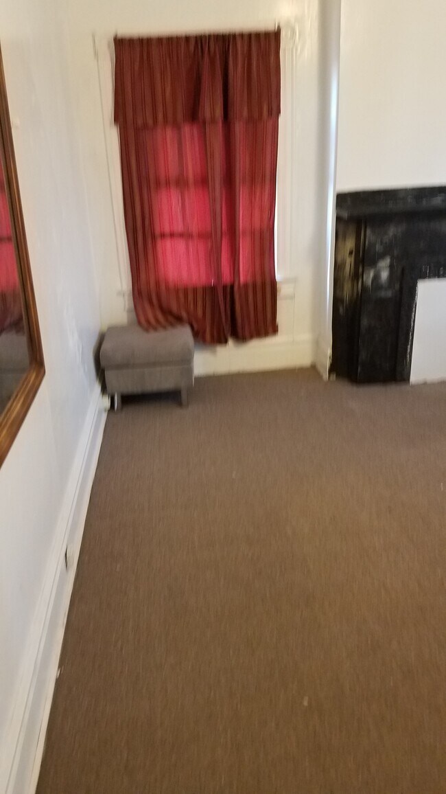 Building Photo - 368 Atwood St