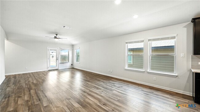 Building Photo - 3154 Charyn Wy
