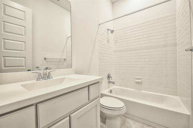 Building Photo - 1301 Saddle Ridge Dr