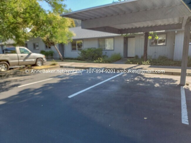 Building Photo - 217 Elbridge Ave