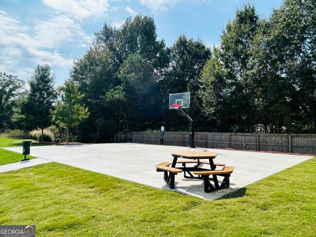 Building Photo - 1002 Paddington Dr