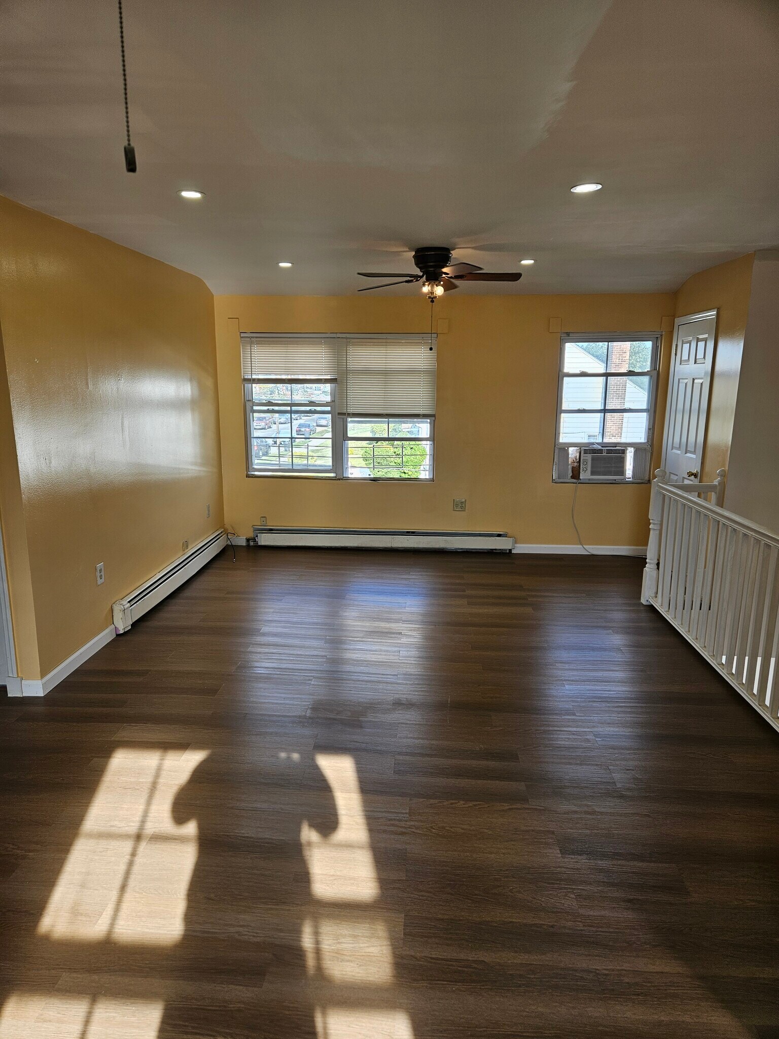 Living room - 14764 259th St