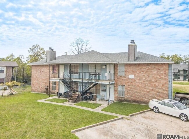 Building Photo - 2266 Anne Marie Dr