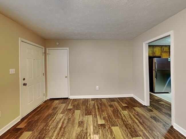 Building Photo - 1811 Wendell Way