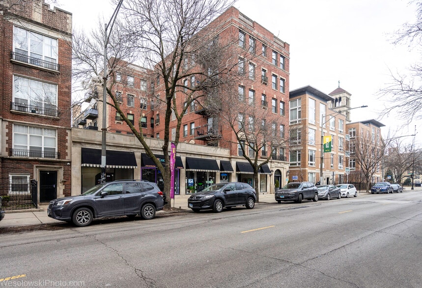 exterior - 4144 N Sheridan Rd