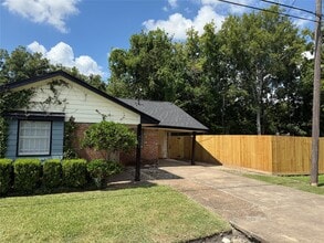 Building Photo - 8920 Duane St