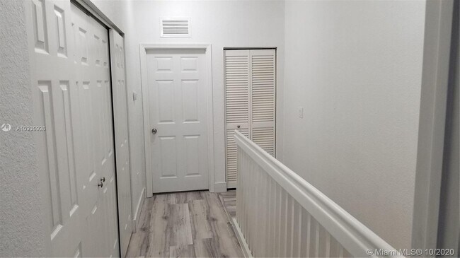 Building Photo - 5513 Monte Carlo Pl
