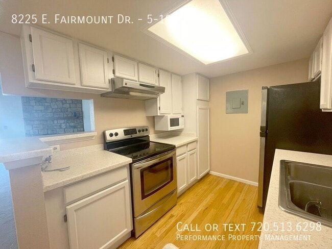 Building Photo - 8225 E Fairmount Dr
