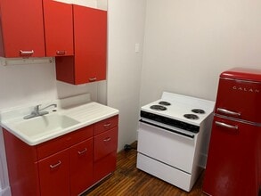 Building Photo - N Main Triplex