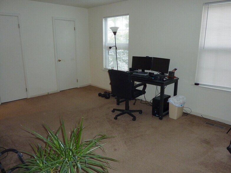 Rear Bedroom Left-Large Double Closet - 2 Maple Dr