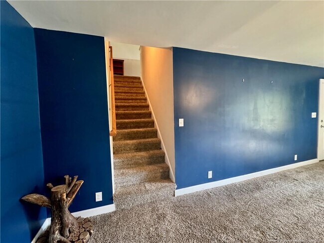 Building Photo - 506 S 14th St