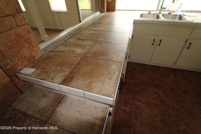 Building Photo - 5565 Baffin Cir