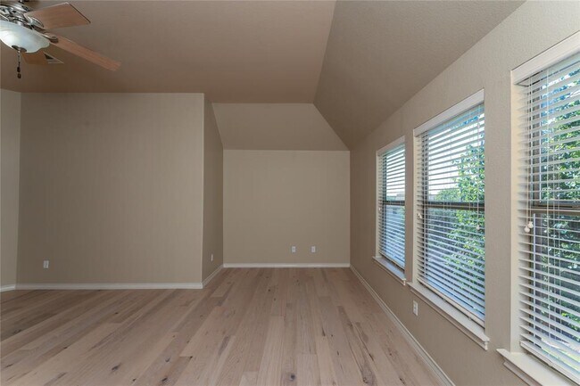 Building Photo - 604 Riley Trl