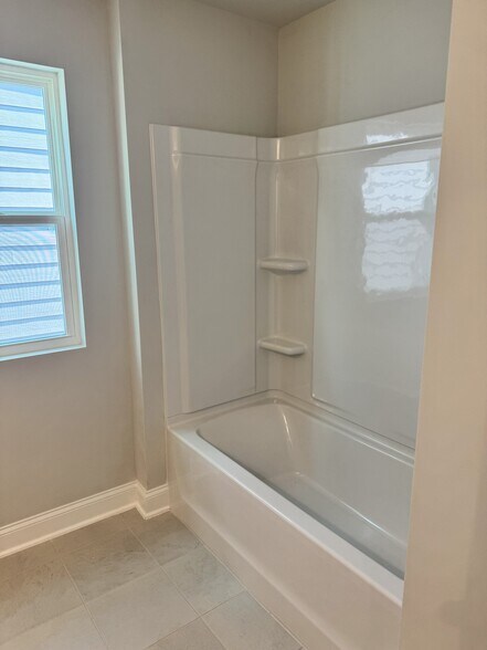 2nd Floor Common Batch - 833 Portland Rose Dr