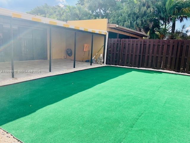 Building Photo - 16119 Kingsmoor Way