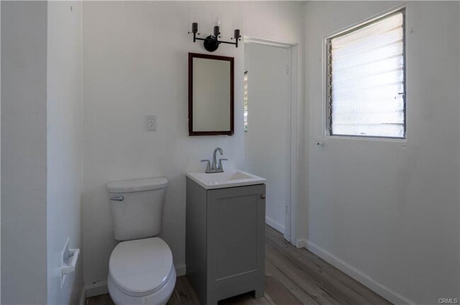 Building Photo - 17955 Cantara St