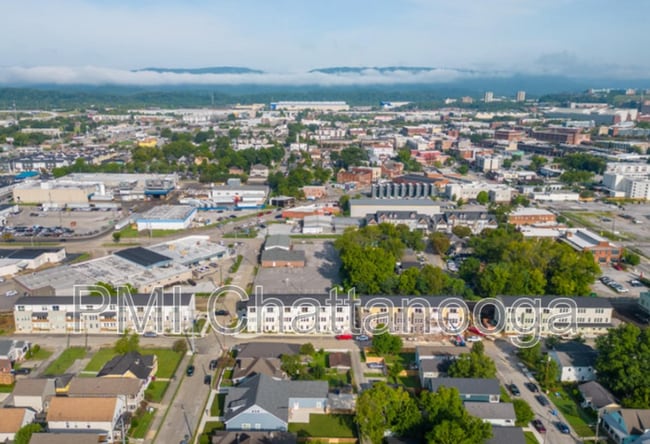 Building Photo - 1671 Adams St