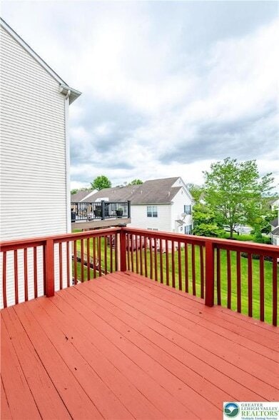 Building Photo - 11 Cobblestone Dr