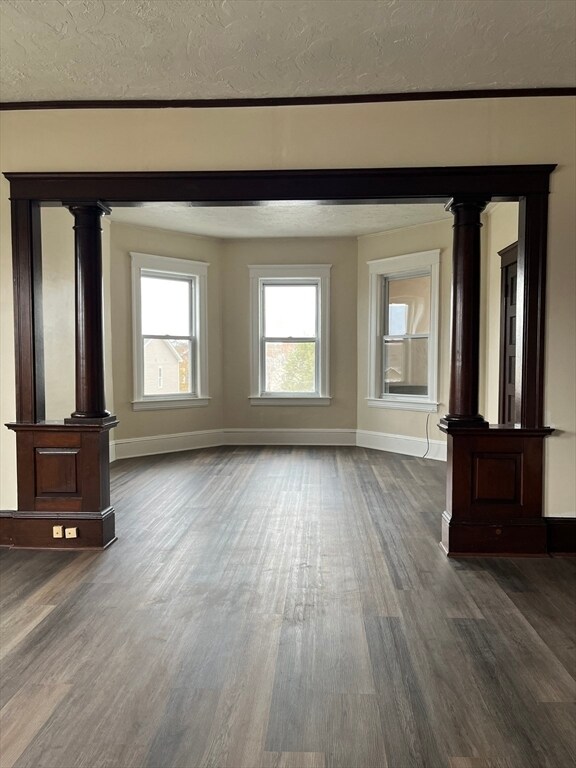 Building Photo - 209 Pilgrim Ave