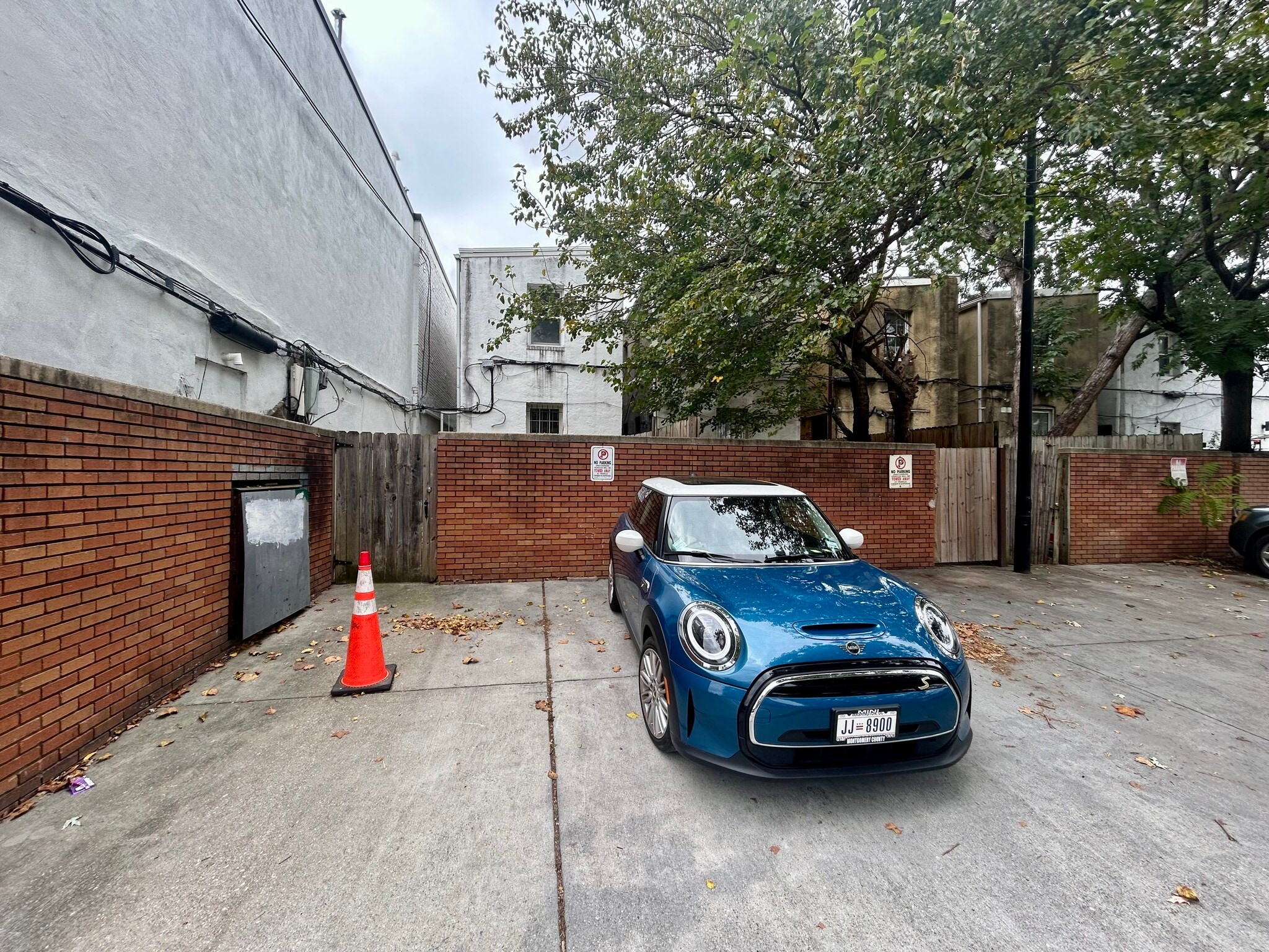 Building Photo - 1805 9th St NW