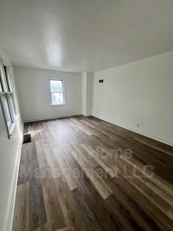 Building Photo - 2861 Horseshoe Pike