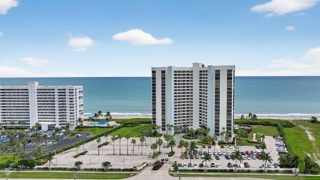Building Photo - 9650 S Ocean Dr