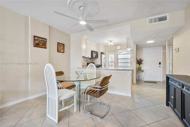 Building Photo - 3199 S Ocean Dr