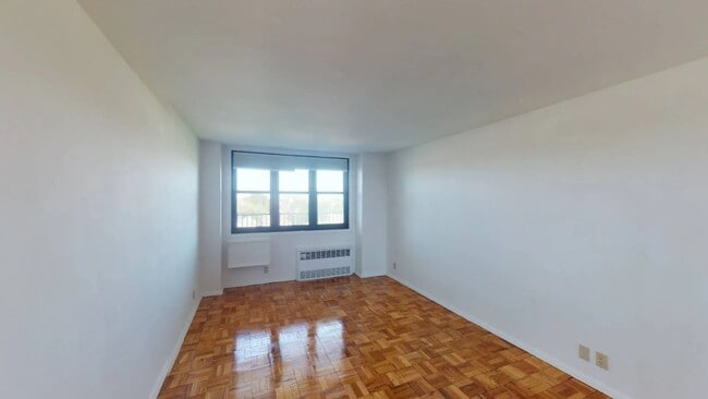 Building Photo - 1360 Ocean Pkwy