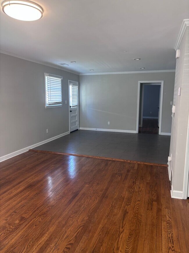 Building Photo - Charming 3-Bedroom Home in Memphis – Move-In Ready!