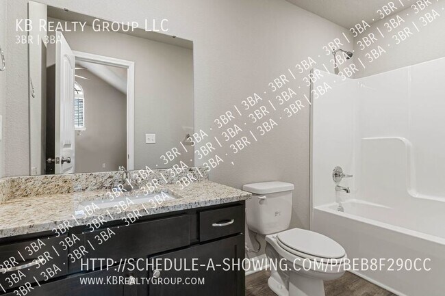 Building Photo - 3 Bed Townhome in Belton; Raymore-Peculiar...