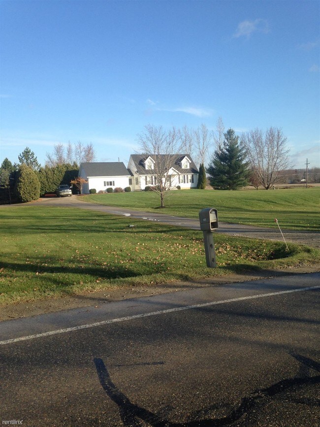 Building Photo - 3 br, 2 bath House - 4401 Dryden Rd Cozy C...