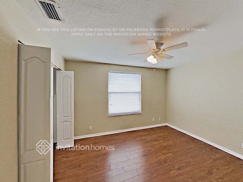 Building Photo - 276 Berenger Walk