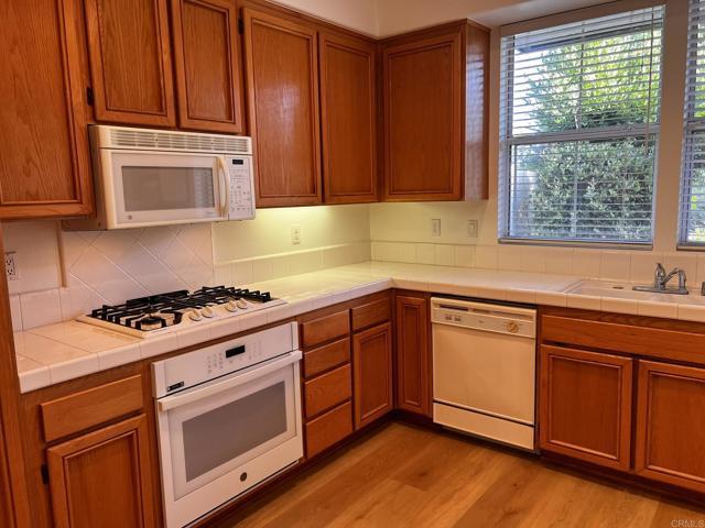 Building Photo - 1669 Plover Ct