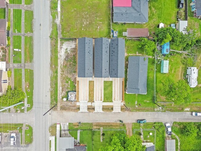 Building Photo - 409 Calloway St