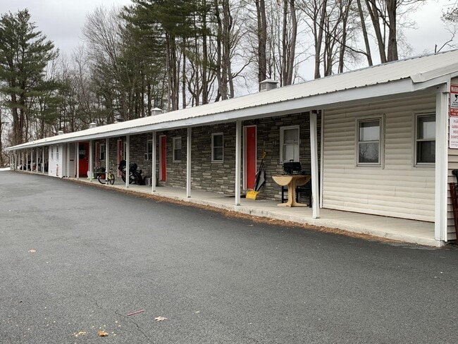 Building Photo - 1261 NY-7