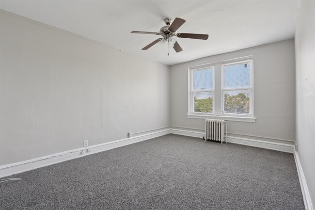 Building Photo - 243 W Tulpehocken St