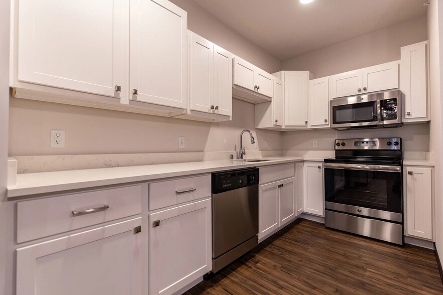 Building Photo - The Park