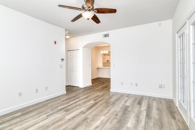 Building Photo - 35109 Harbour Vista Cir