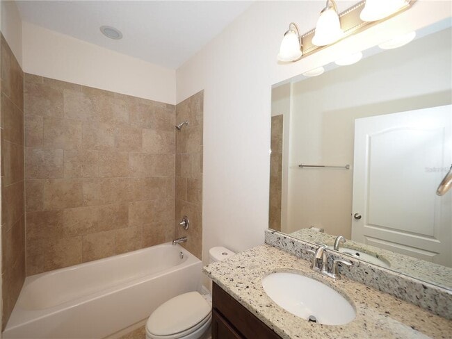 Building Photo - 995 Molly Cir