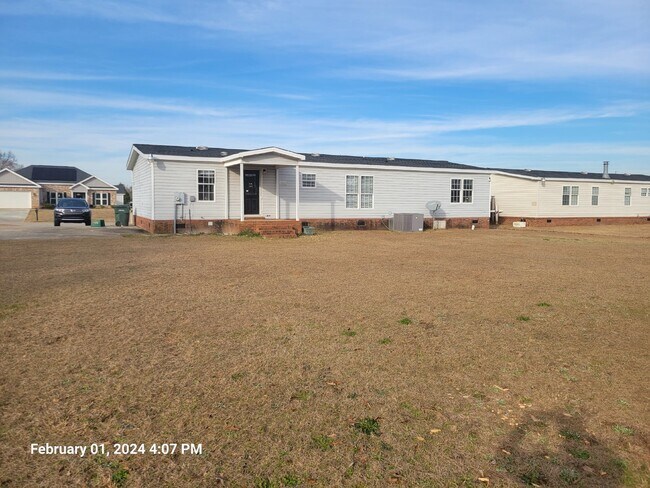 Building Photo - Charming 4 Bedroom Manufactured Home in Ka...