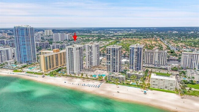 Building Photo - 2301 S Ocean Dr