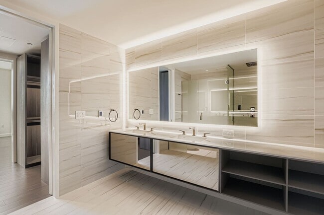 Building Photo - Avenue Estates Condominiums ~ Downtown Bel...