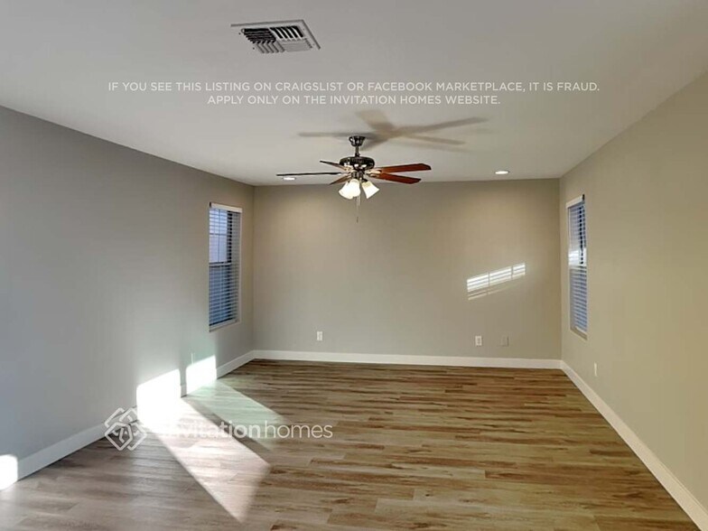 Building Photo - 1130 Broken Hills Dr