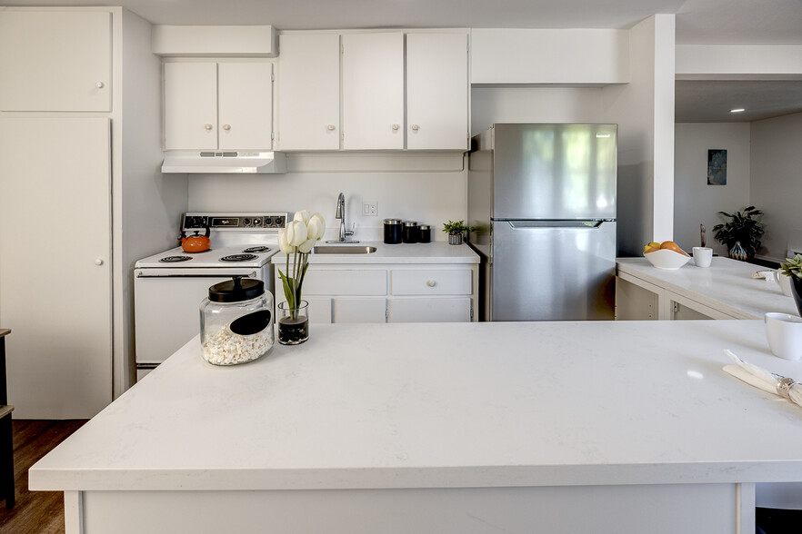 New Refrigerator - 5302 212th St SW