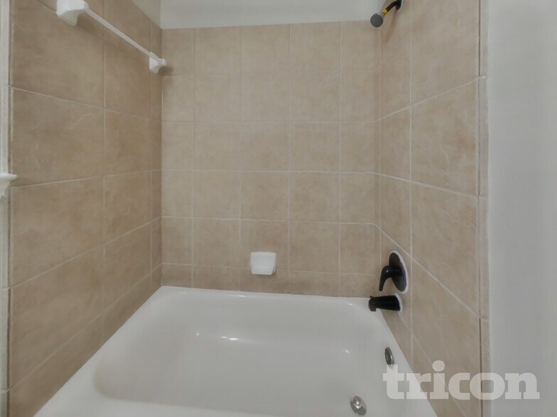 Building Photo - 12022 Green Bluff Ct