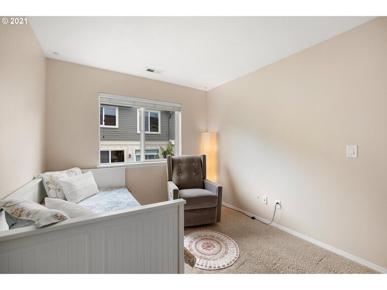 Building Photo - 17293 SW Berkeley Ln