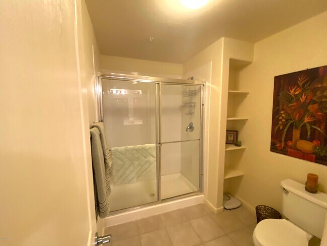 Building Photo - 11680 E Sahuaro Dr